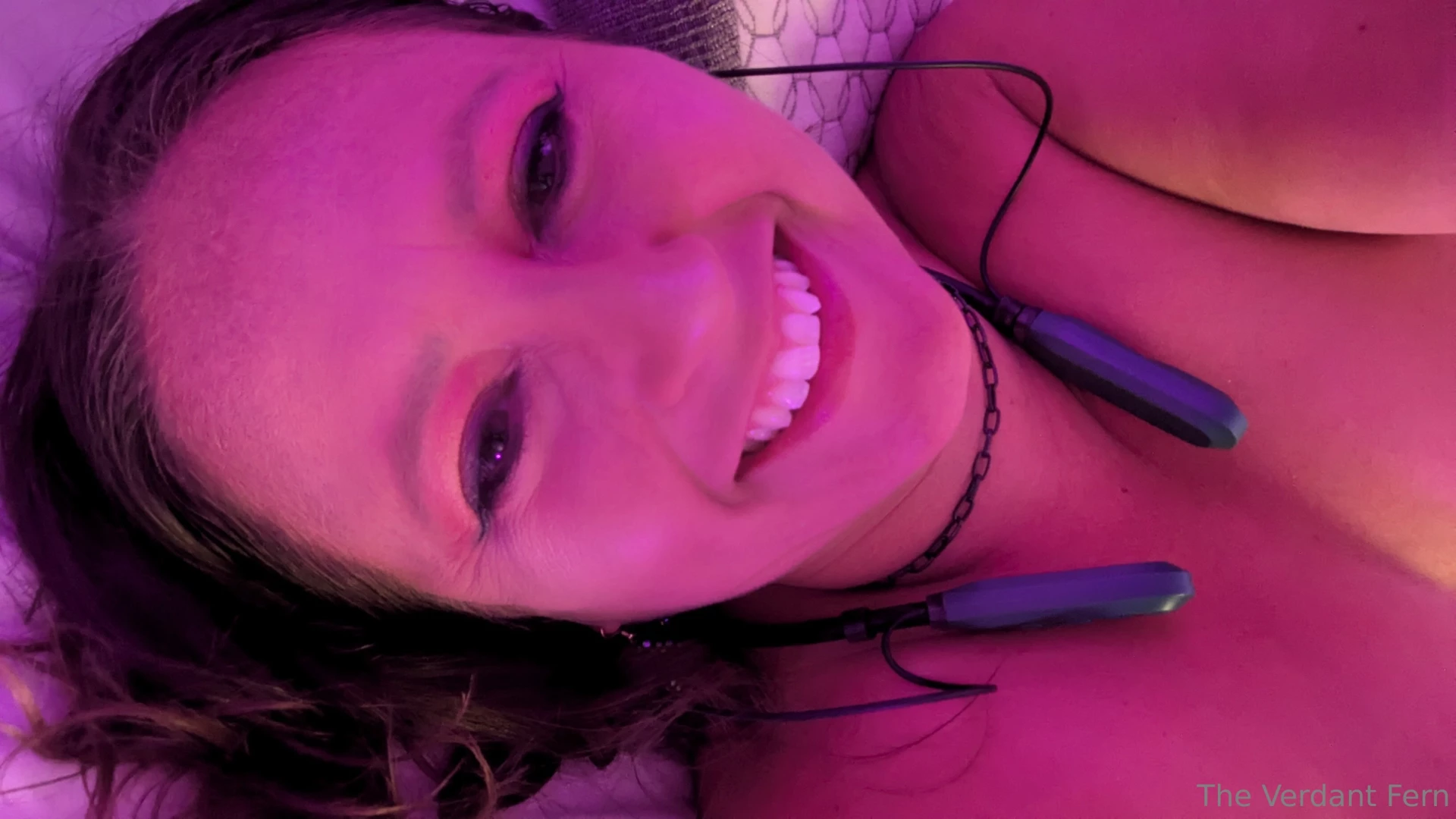 I had fun playing online last night my pussy is getting excited just part 16 