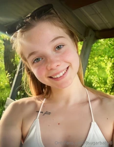 Scrolling sexy molly cute girl sexy molly playing with her pussy she part 20