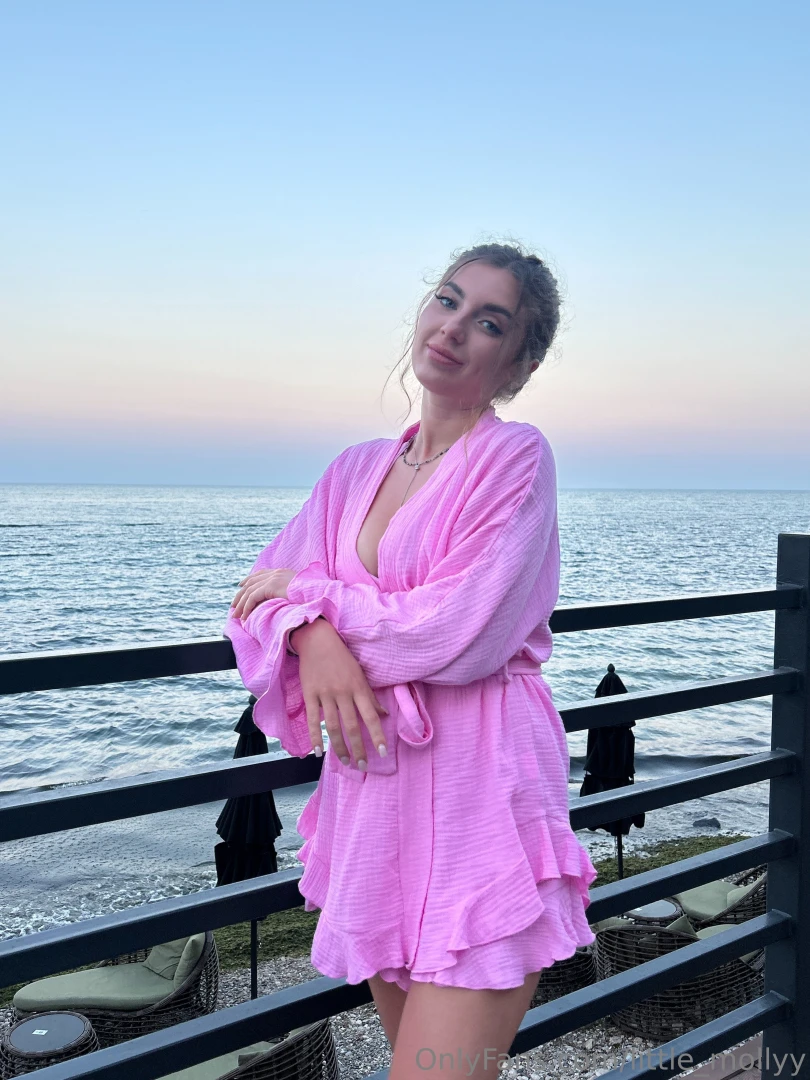 Look for a long time and do not take your eyes off if you take a 