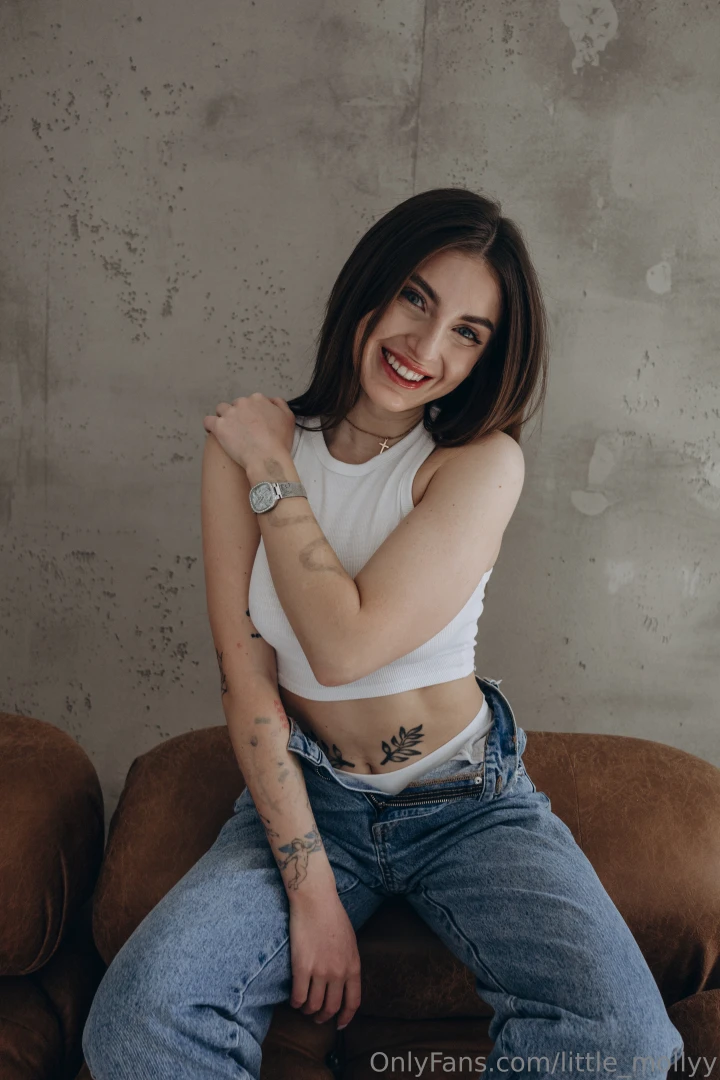 My smile can tell you a lot but i ll keep some things a secret i love 