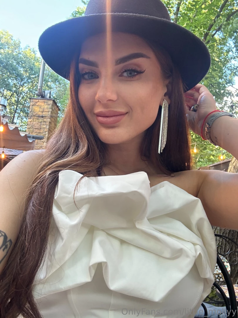 I had the best day of my life feeling great and living my best life 