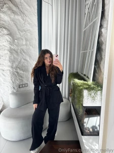 I am all about snuggling up in a cozy blanket and catching my favorite