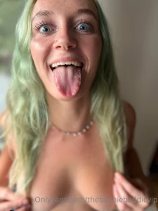 I have a big tongue part 1