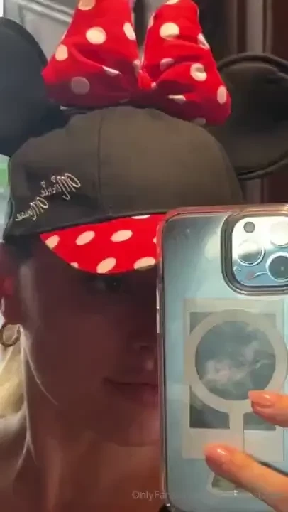 What would be your ideal date with me just curious 