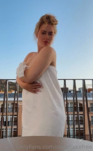 I like to be a tease x