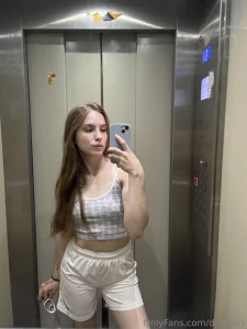 My 18 year old sis jennifer_greyx started running her onlyfans follow part 5