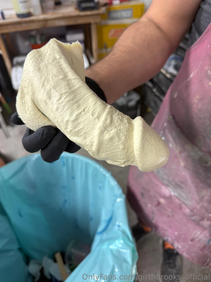 To everyone who ordered girth yourself and got the original will also 