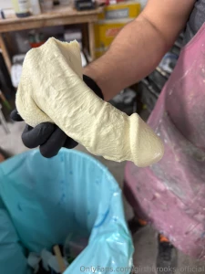 To everyone who ordered girth yourself and got the original will also