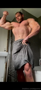 Now that s what you call a v - taper even better when you are looking part 1