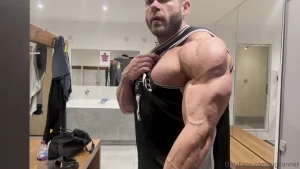 I feel like i could take on the hulk what an animal i am