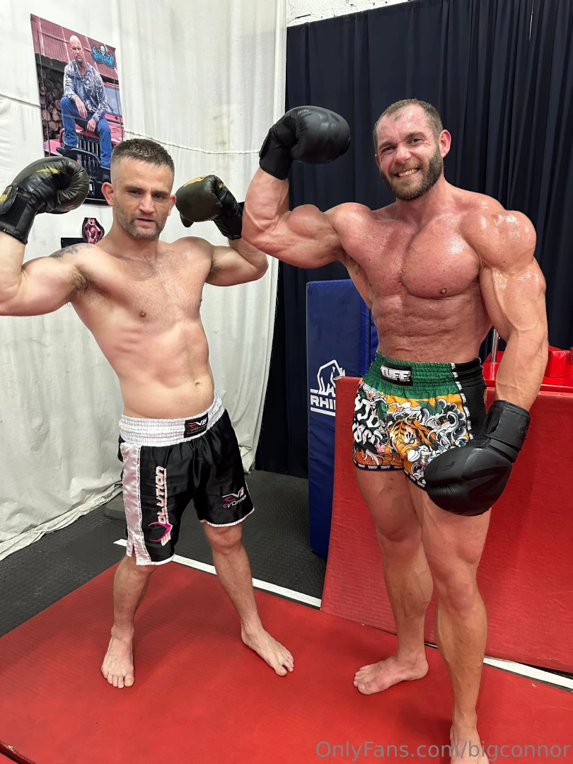 These glooves suit me well what do you think 