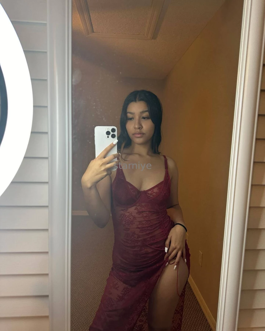 Hips gettin a lil thicker 