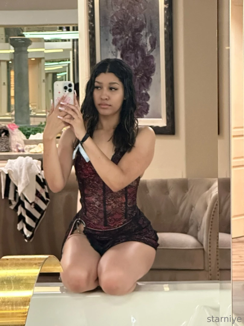 Would u let me sit on your lap if i asked nicely 