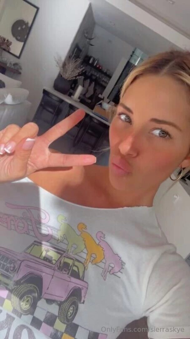 I am on right now send me a if you are on right now too 