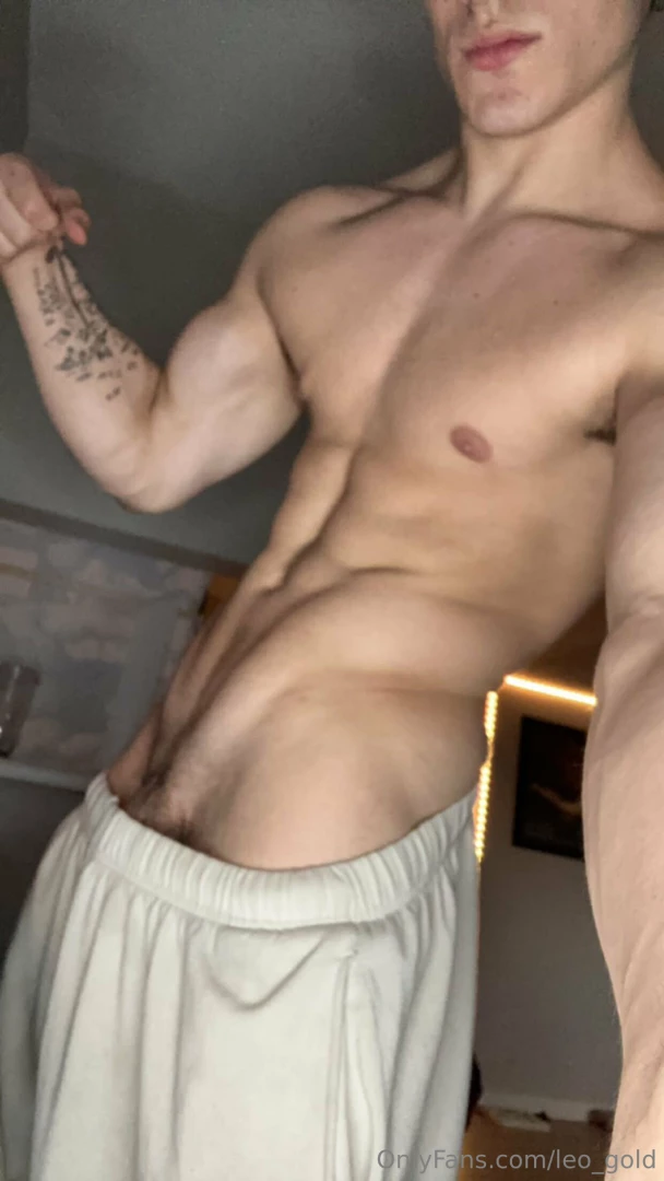 I m accepting gym partner applications part 1 