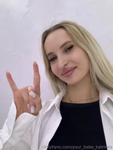 How are you feeling i m in the most playful mood today