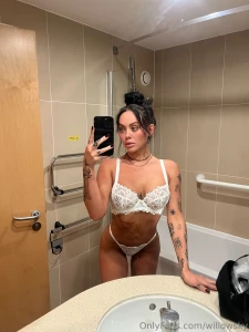 Hi daddy i can t stop thinking about fucking with the lights on in