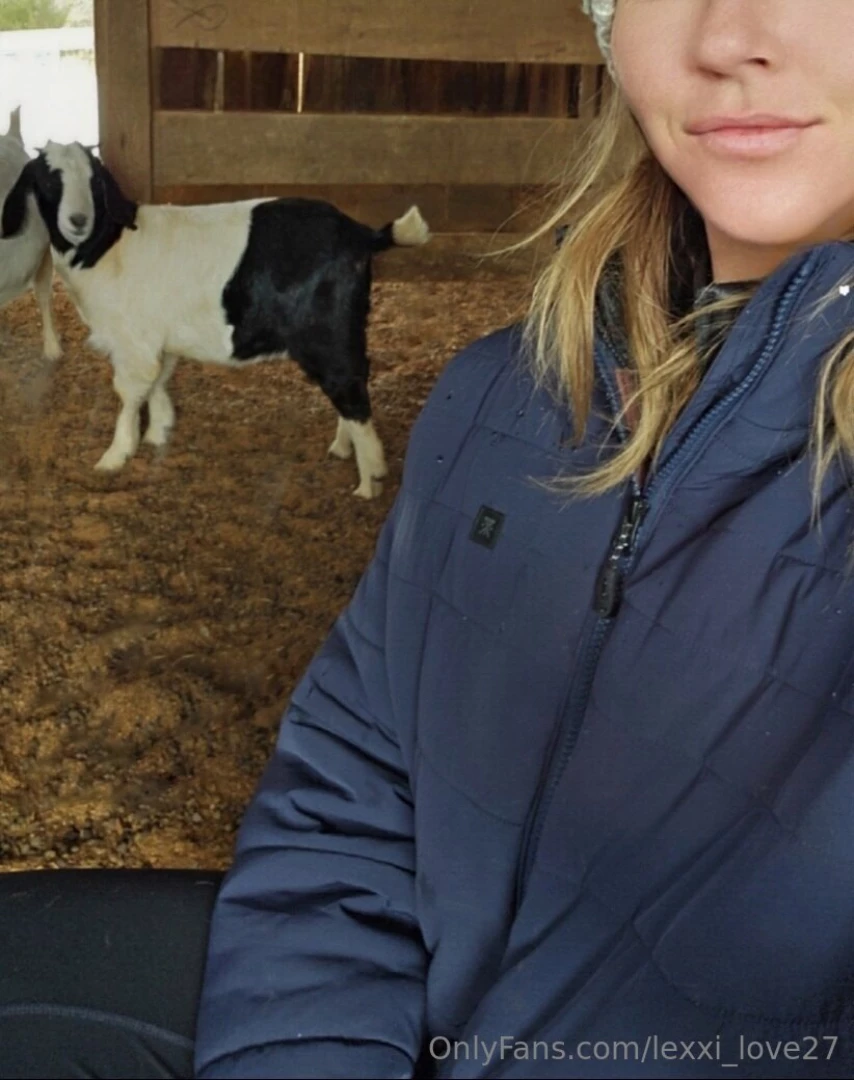 Chilly in the barn this morning 