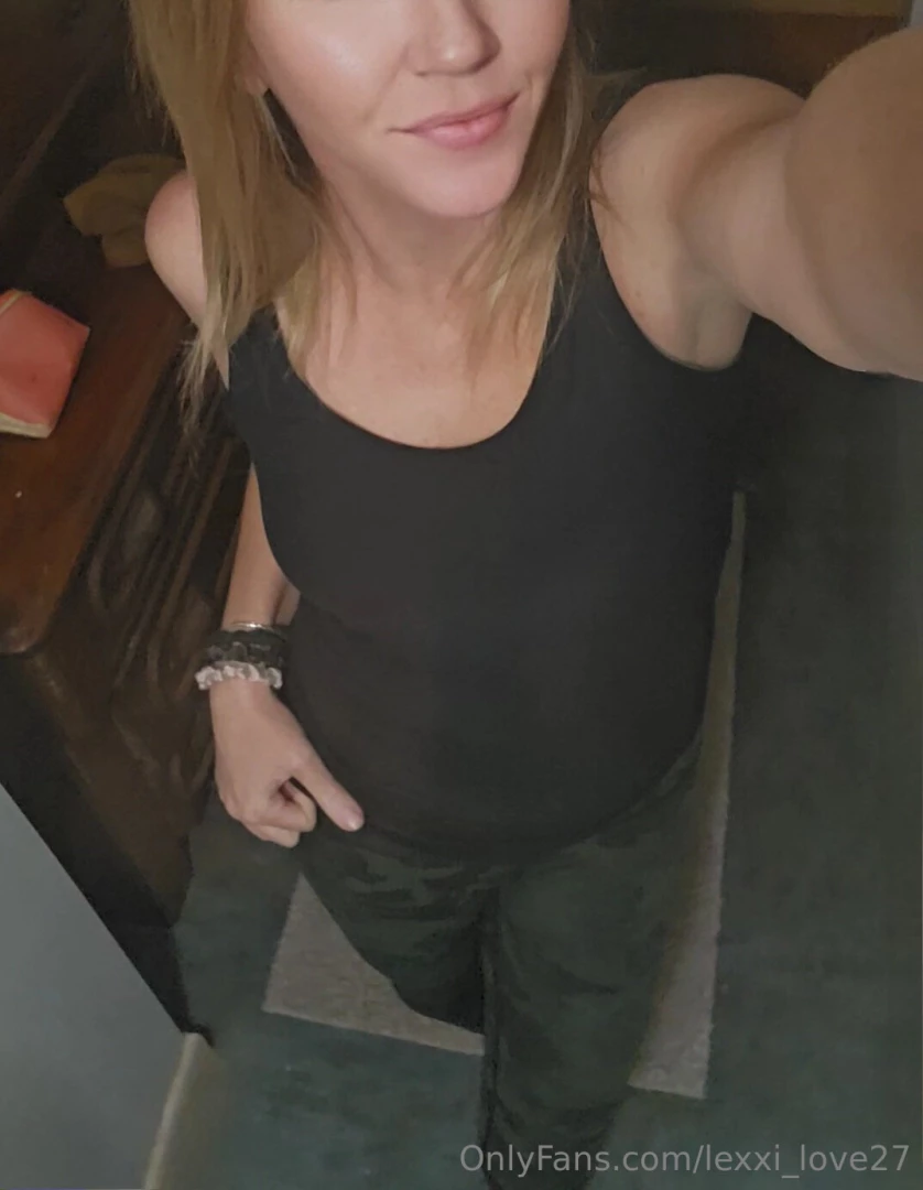 Kind of a busy day at my house but wanted to say hiiii how s your 