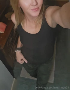 Kind of a busy day at my house but wanted to say hiiii how s your