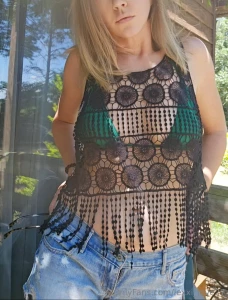 Just tryna brighten up your monday