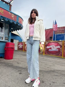 Do you prefer your girl to be naughty or nice part 1