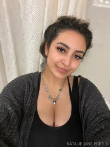 I see you checking me out dm meee