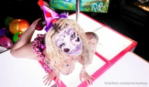 Come chat with me on leyafalcon