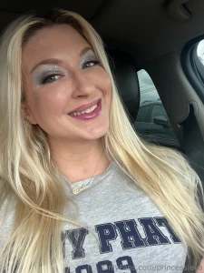 Available to chat on leyafalcon