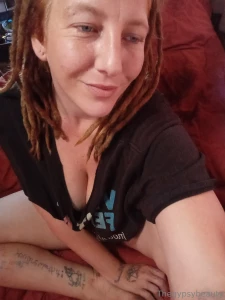 Pssst wanna play i m feeling frisky