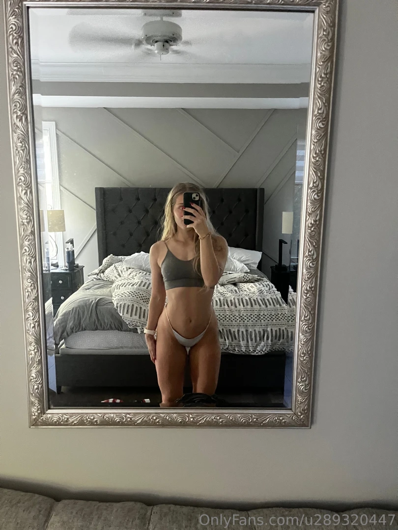 Just a lil girl wanting her daddy 