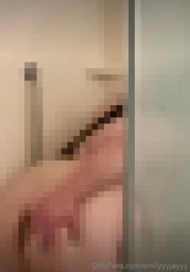 Check ur dms if you wanna watch me suck dick in the shower