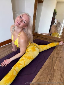 Flexible british free https onlyfans com charlieflexifree c116