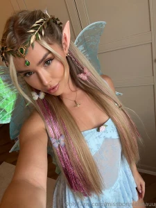 Live 9pm fuck machine cum show