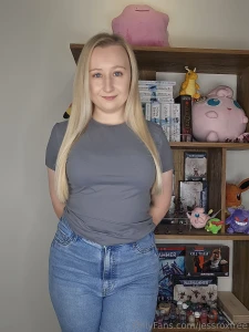 3 sale jessrox new video on my page every day theres already 1700 you