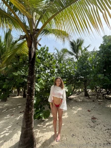 Someone told me red fit me well what s ur opinion about it part 2