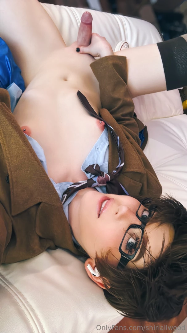 It ll feel bigger on the inside i promise 