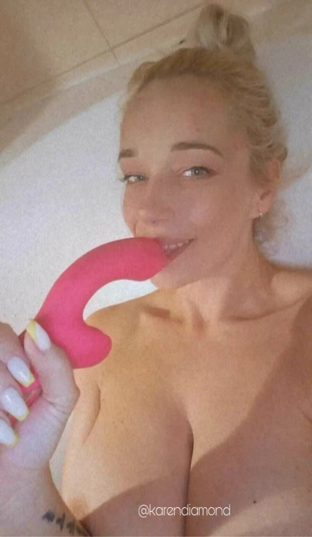 Do you thing that i am a good singer dm me if you want to know 