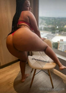 A nubian queen with a fat ass get you dick ready for this naughty