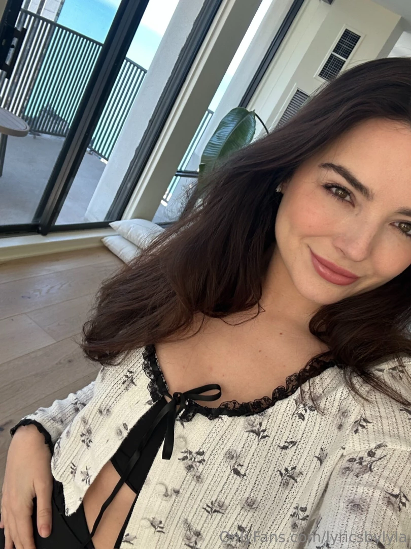 Your pretty pov part 2 