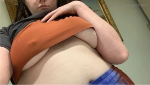 Can u hold them for me plz