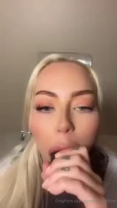 Skolejente bj video den mest grisete sloppy bbc dildo bj videoen jeg