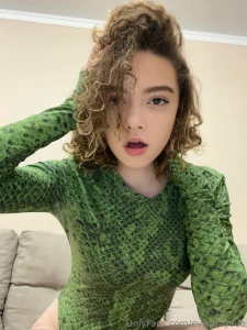 How hot do you find this look on me part 2