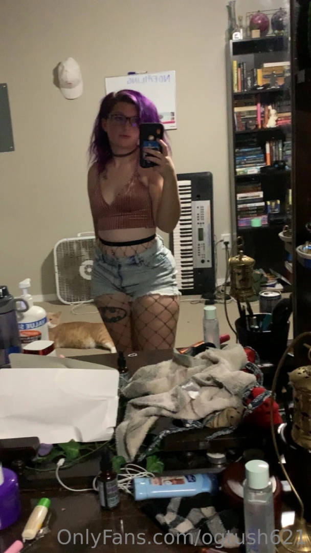 Happy monday my lovelies what would you like to see from me this week 