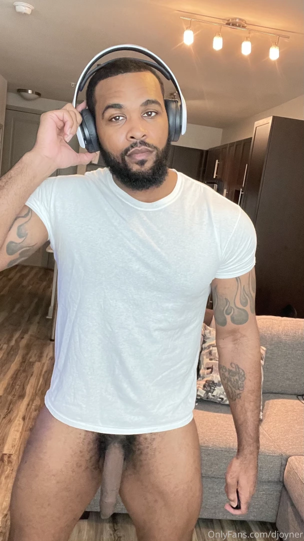 I just be chilling at your place waiting on you like 