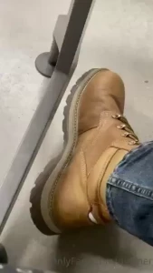 In my workboots today i need a foot massage after this long day