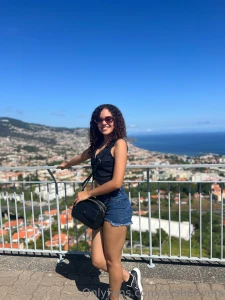 Looking cutee this summer