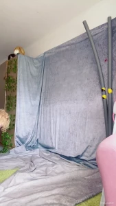 Putting up the set vs filming on set part 1