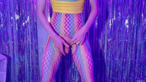 Some extra silly behind the scenes posts from the filming of yesterday part 1