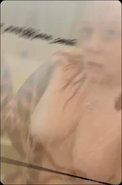 1 nicolepearlfans makes herself cum on the water faucet 2 come get wet part 2 